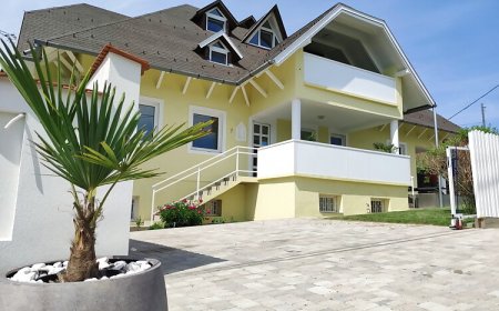 Sandra Appartementhaus Gyenesdiás