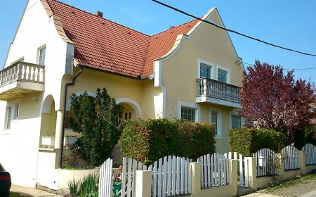Rádi Apartmanház Gyenesdiás