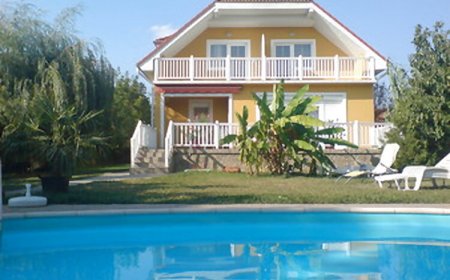 Aqua Apartmanház Gyenesdiás