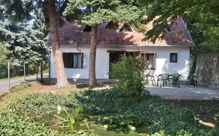 Erdő Szélén Házikó Vendégház Gyenesdiás