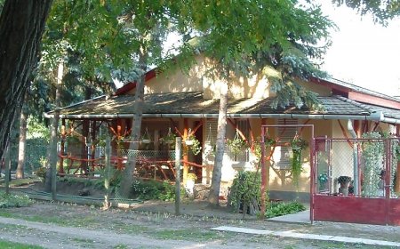 Benkő Vendégház Gyopárosfürdő