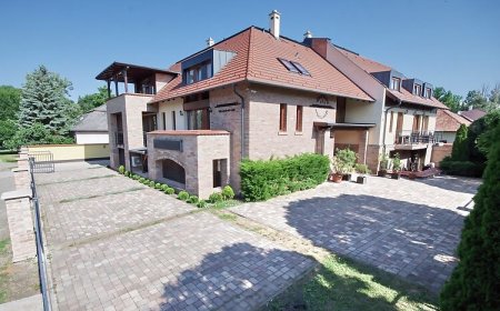 Várfürdő Panzió Gyula