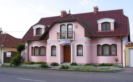 Bluebird Panzió Gyula