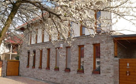 Almafa Apartman Gyula