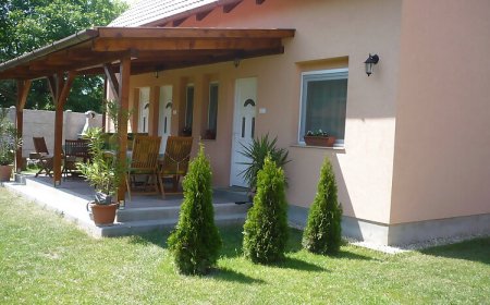 Eszter Apartmanház Hajdúszoboszló