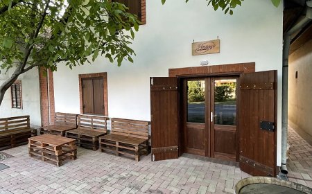 Perényi Pince és Vendégház Hajós