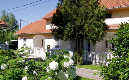 Apartmanház Mediterrán Harkány