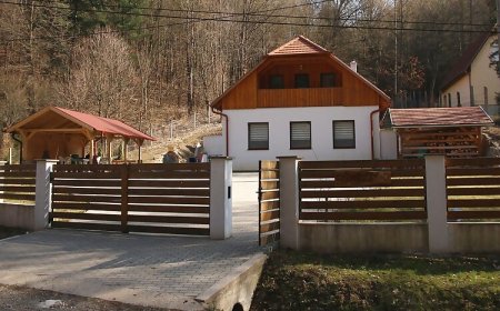 HutaVölgye Vendégház Háromhuta