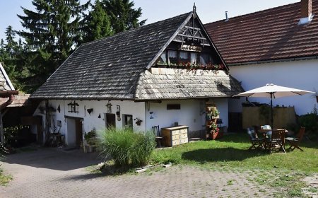 Ispán Apartmanház Hollókő