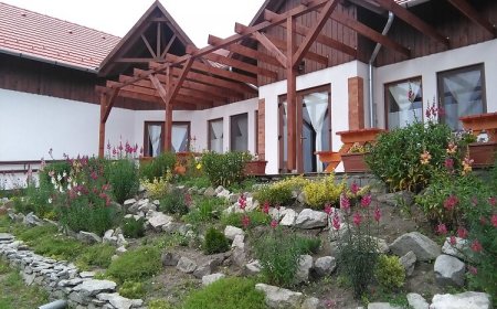 Kaptárkő Vendégház Kács