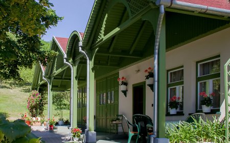 Mézes Vendégház és Apartman Kehidakustány