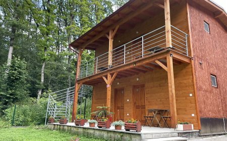 Tölgyfa Büfé és Vendégház Kesztölc Klastrompuszta