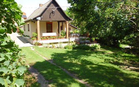 Vincellér Vendégház Királyszentistván