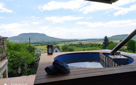 NaphozHolddal Apartman Kisapáti