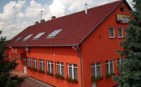 Napsugár Vendégház és Rendezvényház Kisszállás