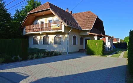Tőzike Apartmanház Lenti