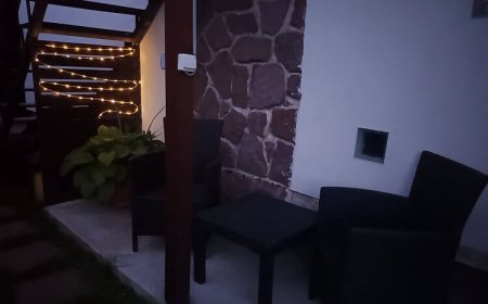 Flóra Apartman a Balatonnál Lovas