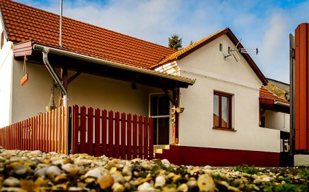 Szitakötő Vendégház Magyarszombatfa