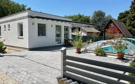 Ezüstpart Apartman Makád