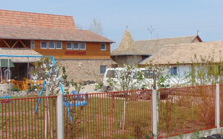 Anna Apartman Maroslele