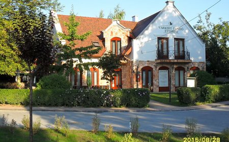 Várkert Panzió Miskolc