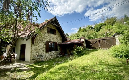 Almáskert Vendégház Mónosbél