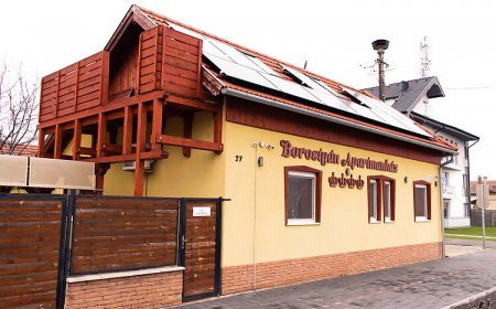 Borostyán Apartmanház Mórahalom
