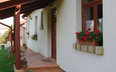 Levendula Vendégház és Apartmanház Pannonhalma