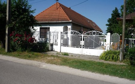 Magdika Vendégház Pázmánd