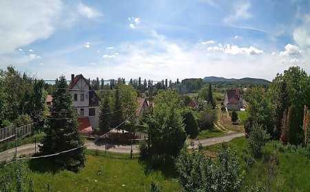 BalatUniversum Apartmanhouse Révfülöp