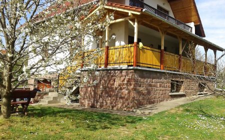 Zsuzsanna Ház Révfülöp