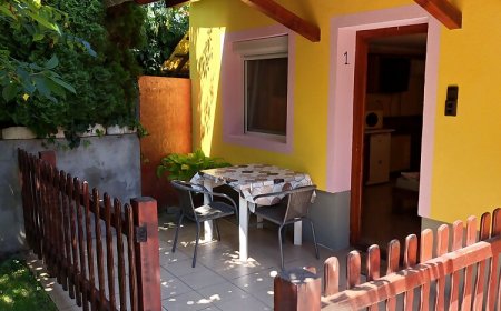 Pink Tulip Apartment House Siófok