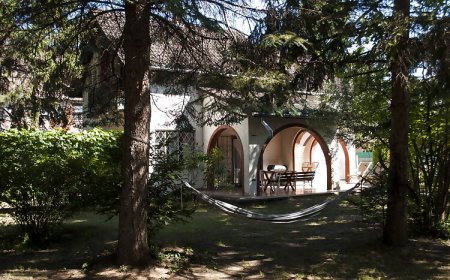 Endretro Aranypart Apartmanház Siófok