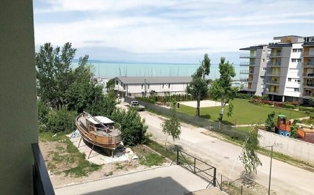 Cadet-ház Balatonpart Apartman Siófok