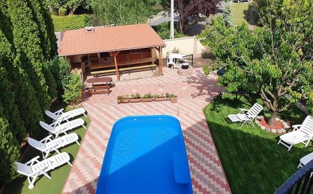 Brill Apartmanház Siófok