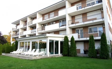 SOM 200 Plazs Wellness Apartman Siófok