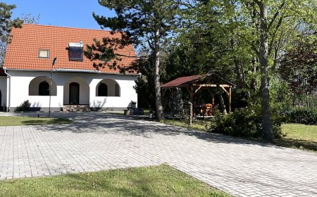 Zölderdő Vendégház Soltvadkert