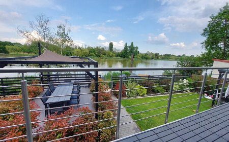 Kis-Duna River Apartman Szigetszentmárton