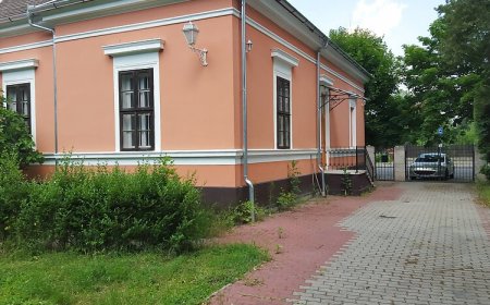 Kúria Apartman Szügy