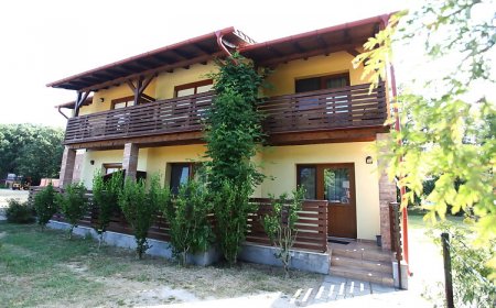 Öreg-tó Kemping Panzió Tata