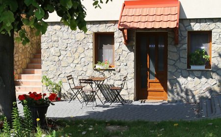 Hárs Apartman Tihany