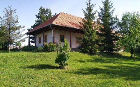 Yeti Vendégház Vágáshuta