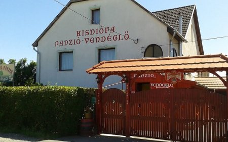Kisdiófa Panzió és Vendéglő Vajdácska