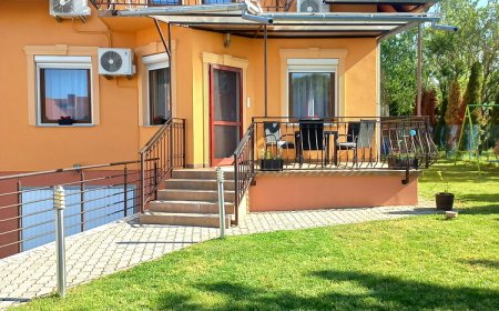 Napsugár Apartman Vonyarcvashegy