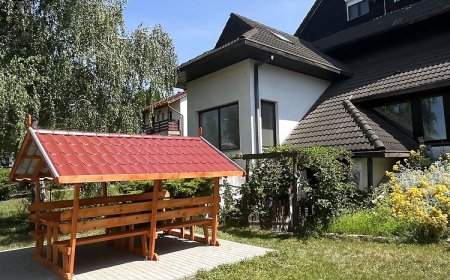 Kristály Apartmanház Vonyarcvashegy