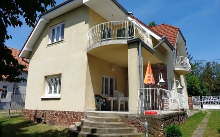 Anna Villa Vonyarcvashegy