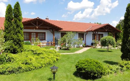 Familie Magyar Apartman Kék Ház Zalakaros