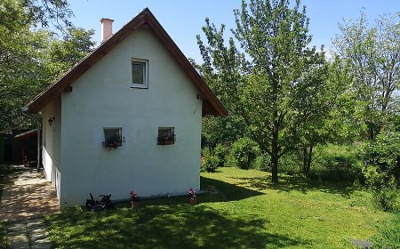 Fehér Apartmanház Zamárdi