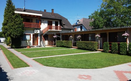 Balaton Apartmanház Zamárdi