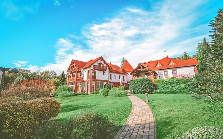 Hotel Kardosfa Zselickisfalud
